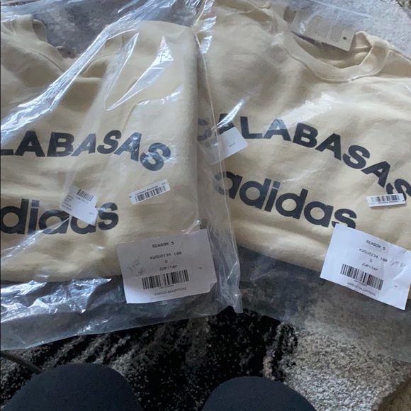 SOLD ON EBAY YEEZY SWEATSHIRT SIZE SMALL SZN  5 - Picture 10 of 14